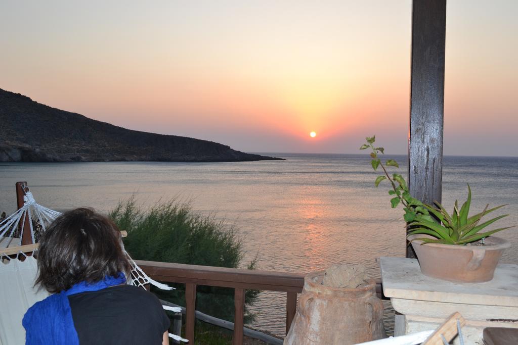Athena Rooms Zakros Exterior photo