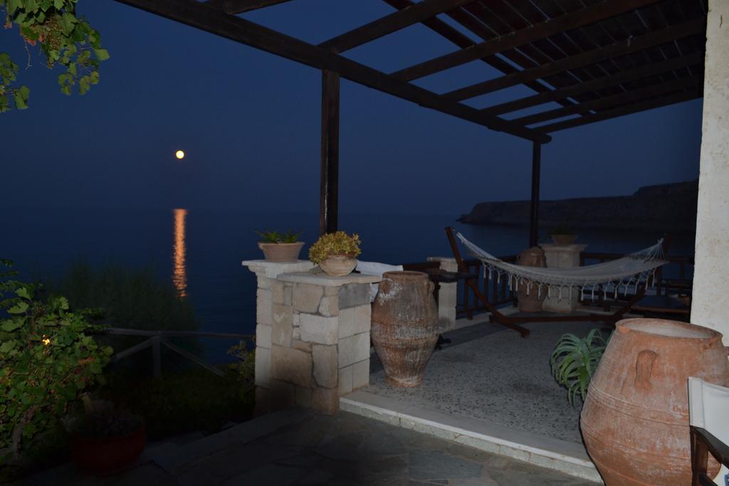 Athena Rooms Zakros Exterior photo