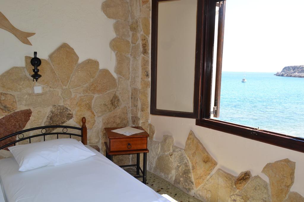 Athena Rooms Zakros Exterior photo