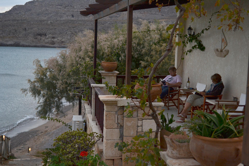 Athena Rooms Zakros Exterior photo